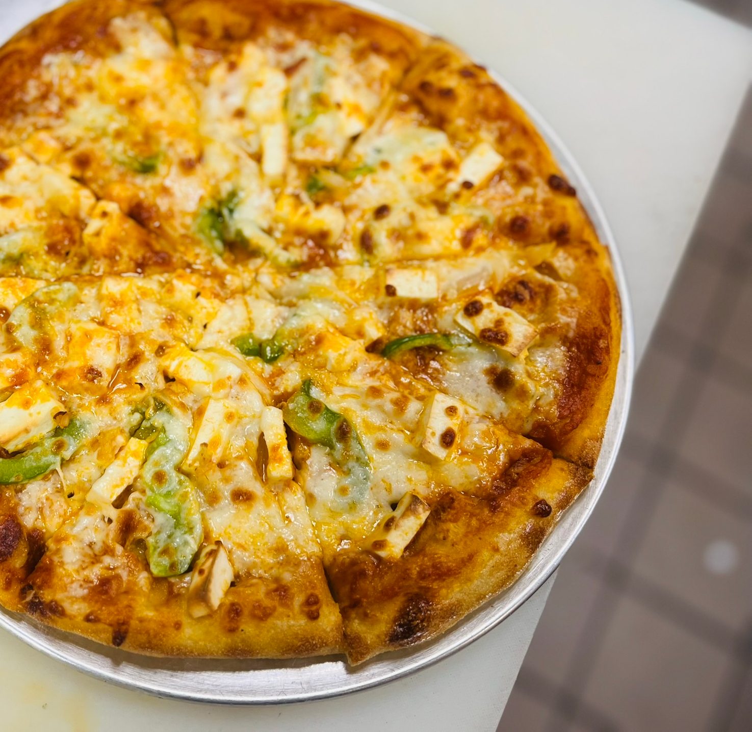 Paneer tikka pizza.